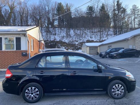 Used 2010 Nissan Versa Sedan image 4