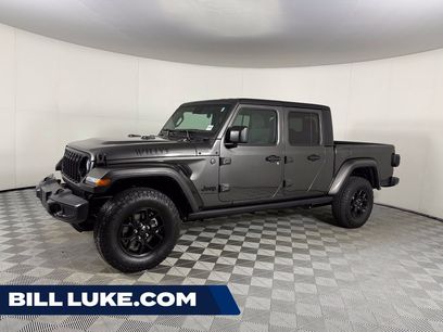 Used 2024 Jeep Gladiator Overland