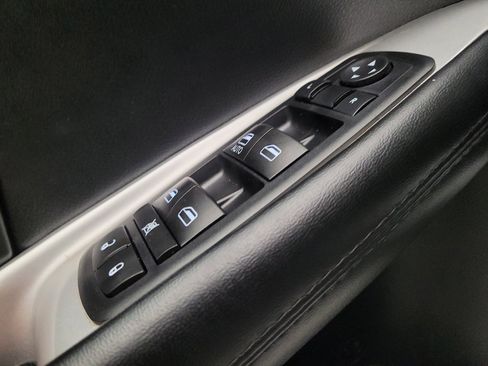 Used 2018 Dodge Journey SE w/ Connectivity Group FWD image 27