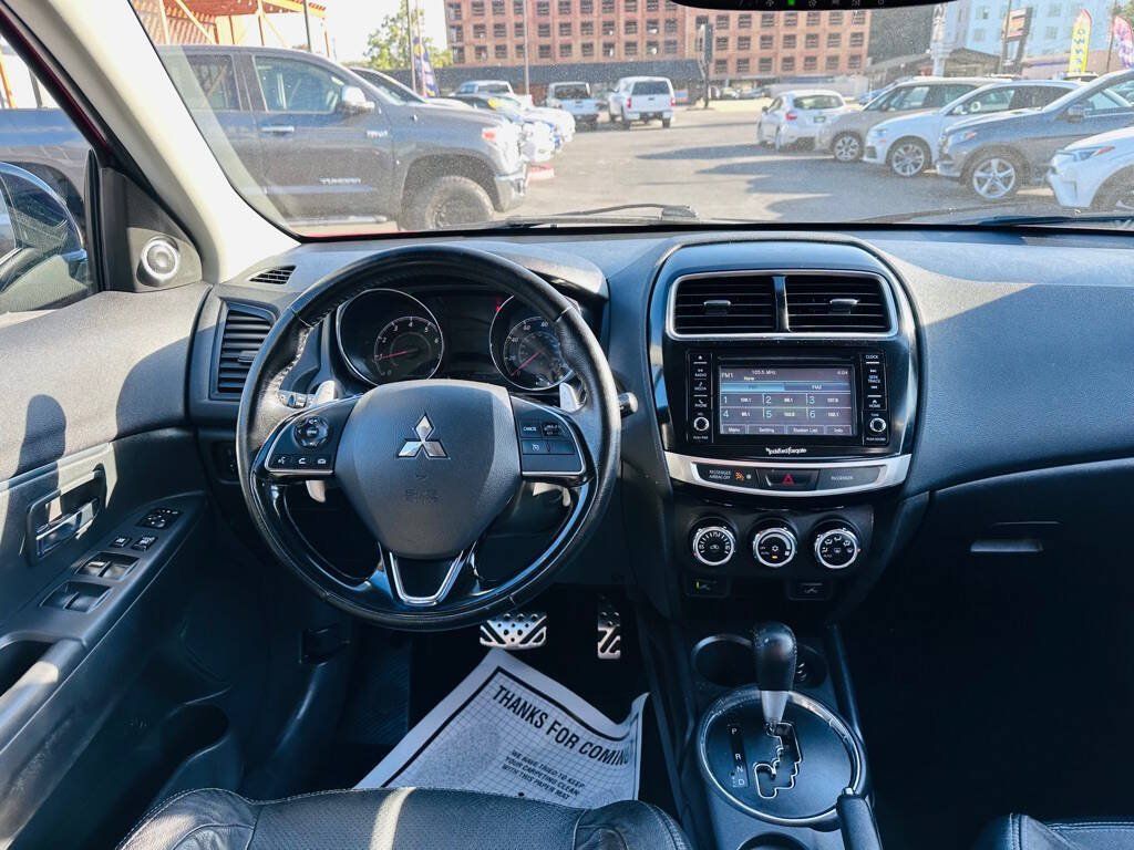Used 2016 Mitsubishi Outlander Sport SEL AWD/4WD image 9