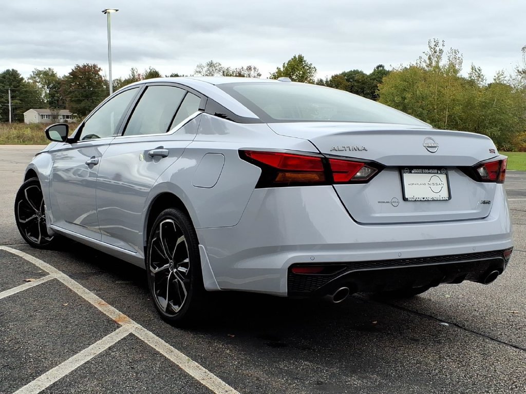 Certified 2024 Nissan Altima 2.5 SR AWD/4WD image 5