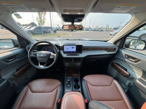Used 2022 Ford Maverick Lariat w/ Lariat Luxury Package AWD/4WD image 17