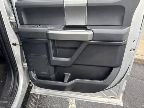 Used 2016 Ford F150 XLT w/ Equipment Group 302A Luxury image 41