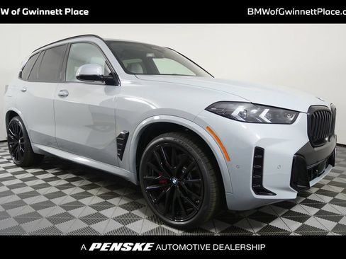Used 2026 BMW X5 xDrive40i w/ M Sport Package AWD/4WD image 1