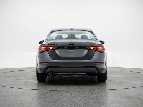 Used 2025 Nissan Sentra SV image 7