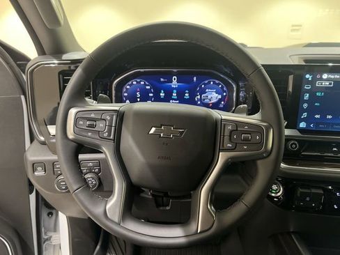 New 2026 Chevrolet Silverado 1500 LT Trail Boss w/ LPO, Dark Essentials Package AWD/4WD image 10
