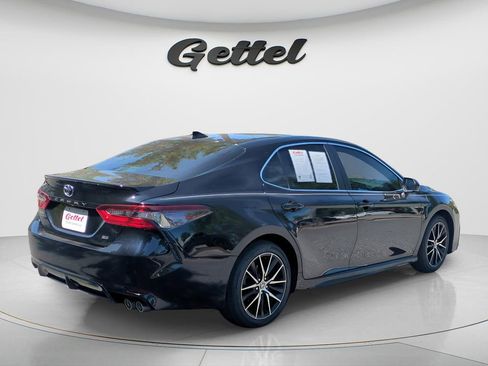 Certified 2023 Toyota Camry SE image 5