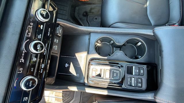 Used 2023 Honda Pilot TrailSport image 26