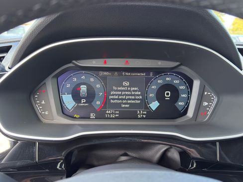 Certified 2025 Audi Q3 2.0T Premium Plus w/ Premium Plus Package image 17