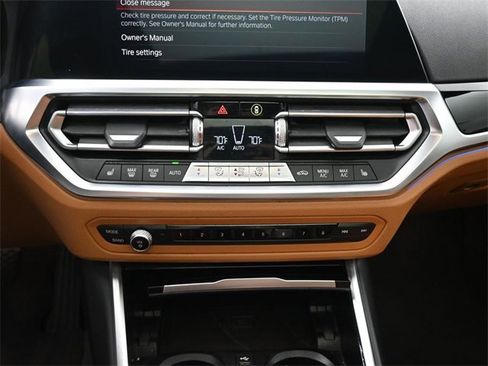 Used 2019 BMW 330i 330i w/ Driving Assistance Package image 3