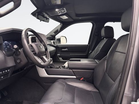 Used 2025 Toyota Tundra Platinum image 9