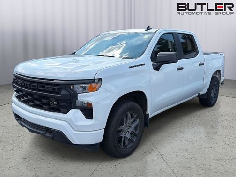 Used 2024 Chevrolet Silverado 1500 Custom w/ Turbomax Blackout Package AWD/4WD image 2