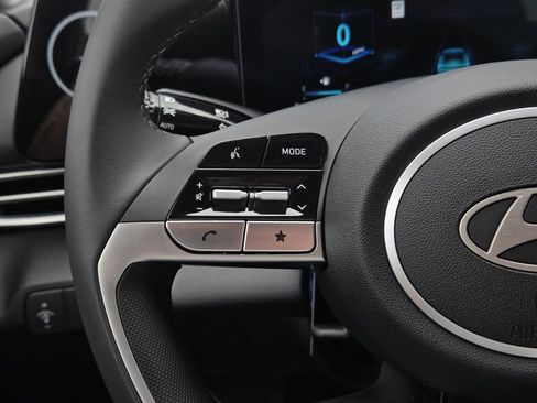 New 2026 Hyundai Elantra Limited FWD image 10