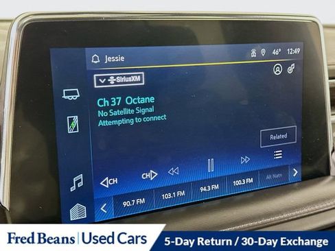 Used 2022 Chevrolet Suburban LT w/ LT Signature Plus Package image 15