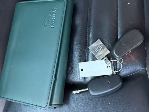 Used 2004 Jaguar X-TYPE 3.0 image 19