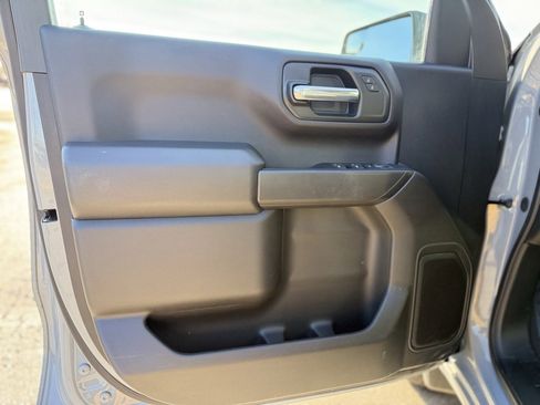 Used 2025 GMC Sierra 1500 Pro w/ Graphite Edition image 9