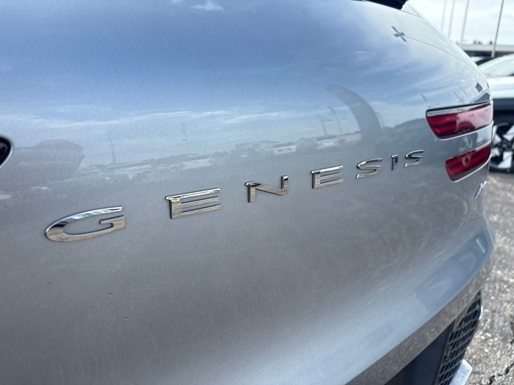Used 2025 Genesis GV70 2.5T AWD/4WD image 15