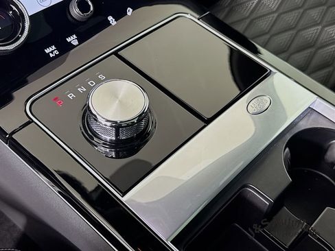 Used 2020 Land Rover Range Rover Velar SV Autobiography Dynamic image 21