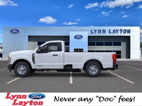 New 2026 Ford F250 XL image 3