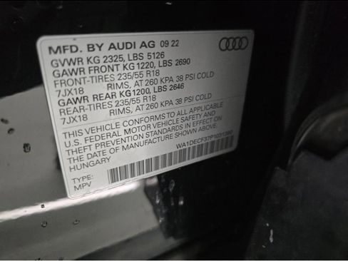 Used 2023 Audi Q3 2.0T Premium w/ Convenience Package image 19