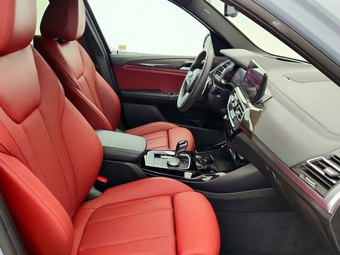 Used 2024 BMW X3 M40i w/ Premium Package image 29