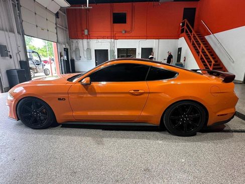 Used 2020 Ford Mustang GT Premium w/ Black Accent Package RWD image 8