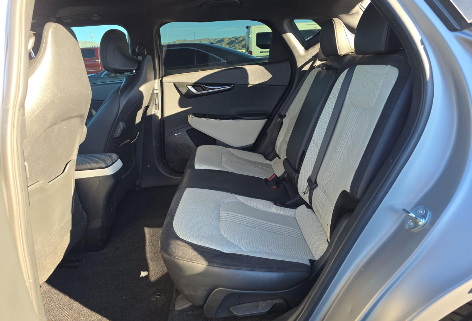 Used 2023 Kia EV6 GT-Line w/ GT-Line White Seat Package AWD/4WD image 12