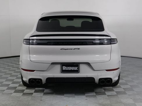 New 2026 Porsche Cayenne GTS AWD/4WD image 6