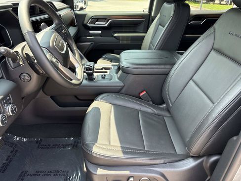 Used 2024 GMC Sierra 1500 Denali w/ Denali Reserve Package AWD/4WD image 16