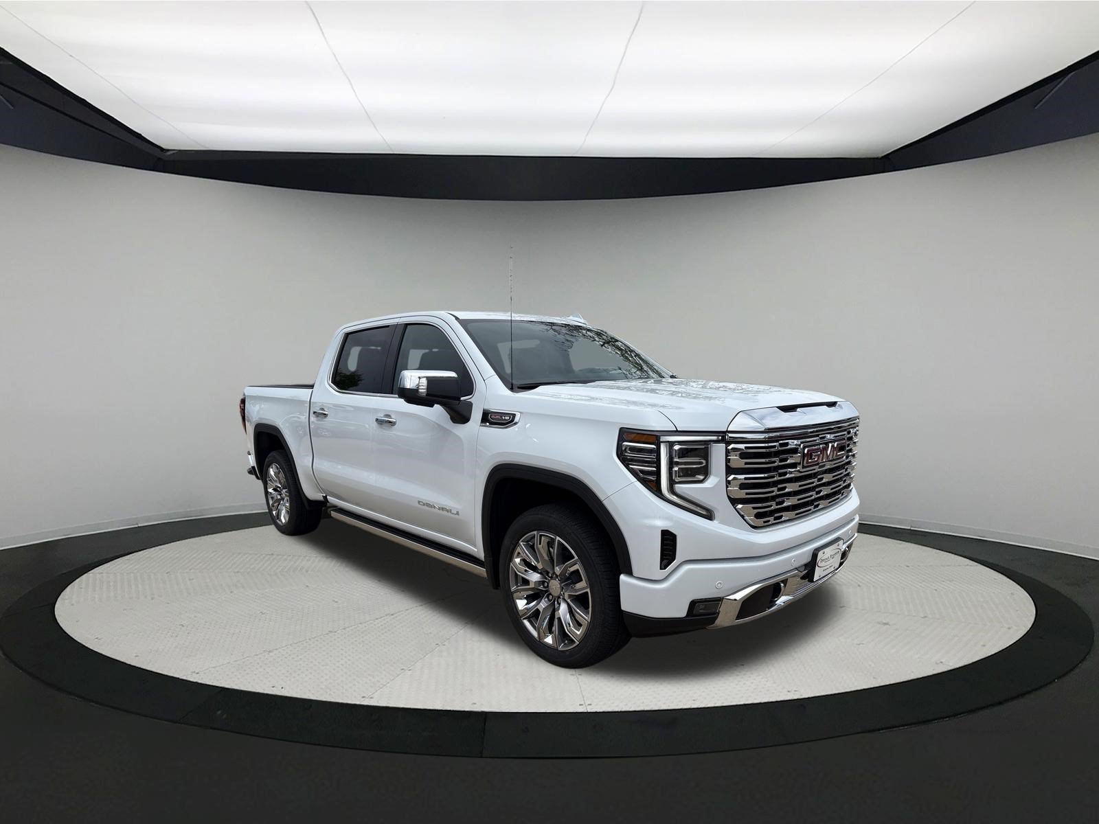 New 2026 GMC Sierra 1500 Denali w/ Denali Reserve Package AWD/4WD image 7