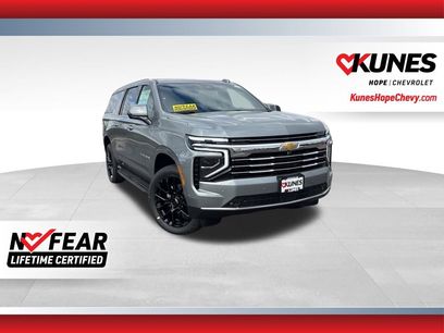 New 2026 Chevrolet Suburban LT w/ Comfort Package