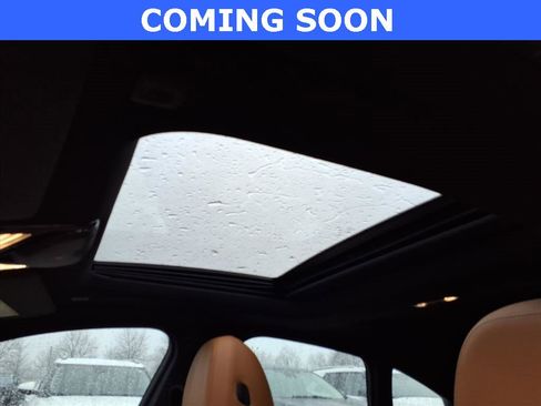 Used 2023 BMW i4 eDrive35 w/ Premium Package image 10