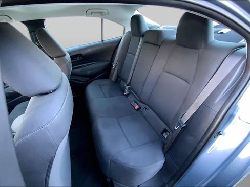 Used 2025 Toyota Corolla LE FWD image 18
