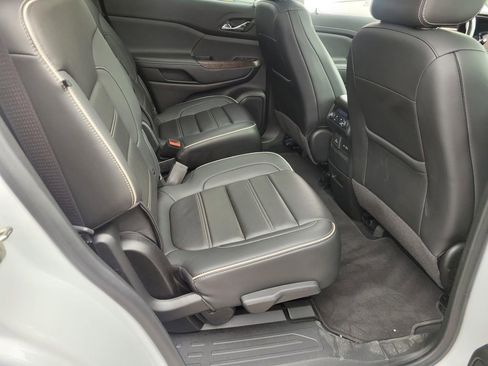 Used 2022 GMC Acadia Denali AWD/4WD image 12