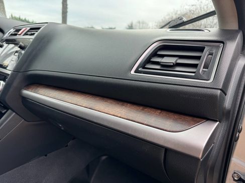 Used 2015 Subaru Outback 2.5i Limited image 27