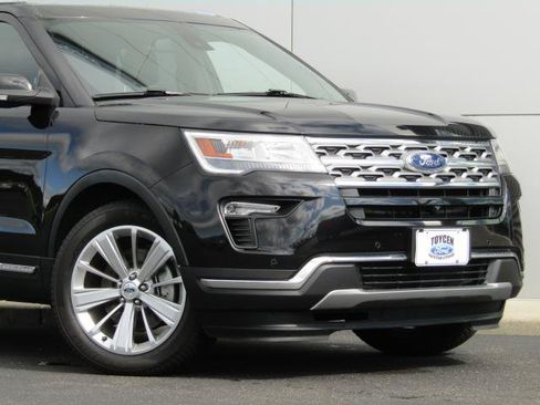 Certified 2019 Ford Explorer Limited w/ Ford Safe & Smart Package AWD/4WD image 7