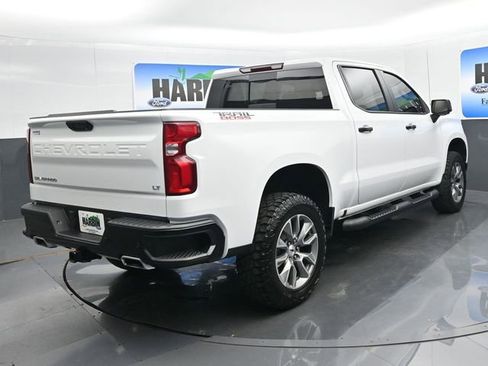 Used 2024 Chevrolet Silverado 1500 LT Trail Boss w/ LT Trail Boss Premium Package AWD/4WD image 5