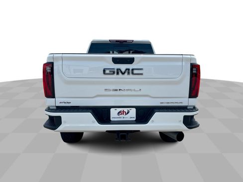 Certified 2025 GMC Sierra 3500 Denali Ultimate AWD/4WD image 8