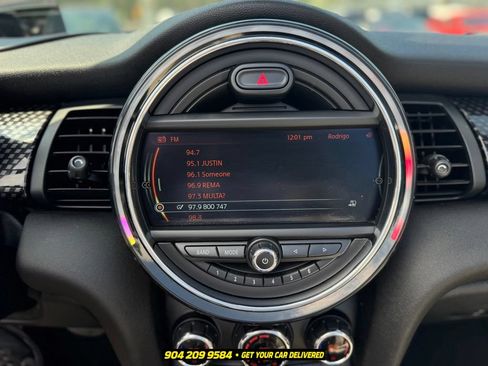 Used 2018 MINI Cooper S FWD image 17