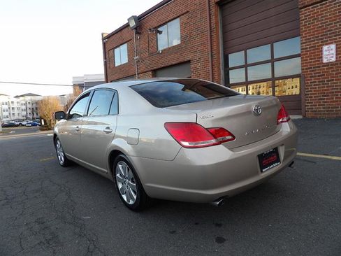 Used 2007 Toyota Avalon XLS image 3