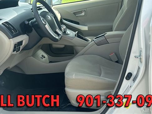 Used 2015 Toyota Prius Two FWD image 11