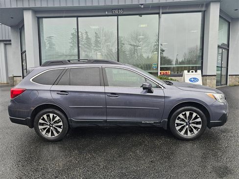 Used 2016 Subaru Outback 2.5i Limited image 8