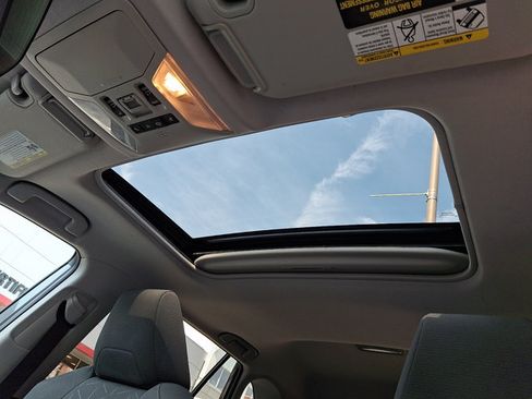 Used 2019 Toyota RAV4 XLE w/ All Weather Liner Package AWD/4WD image 15