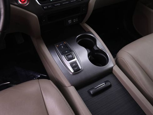 Used 2021 Honda Pilot EX-L image 12