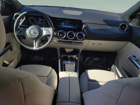 Certified 2026 Mercedes-Benz GLA 250 image 8