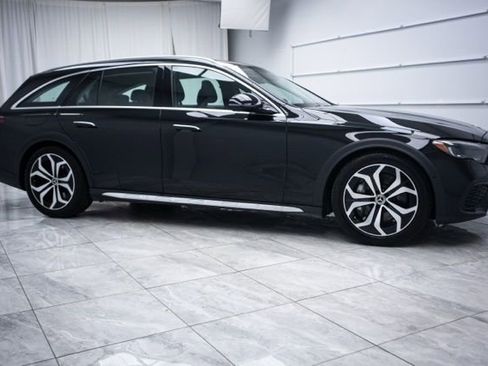 Used 2025 Mercedes-Benz E 450 4MATIC All-Terrain Wagon image 2