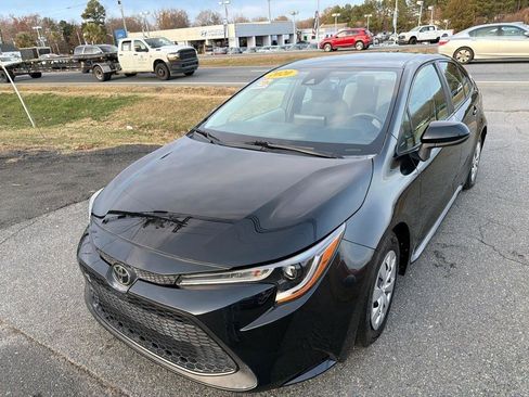 Used 2020 Toyota Corolla L FWD image 4