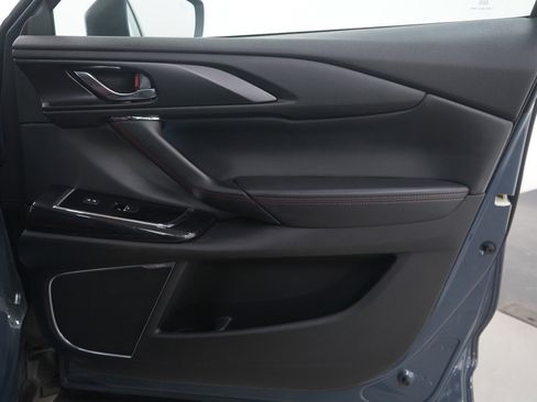 Used 2022 MAZDA CX-9 Carbon Edition image 13