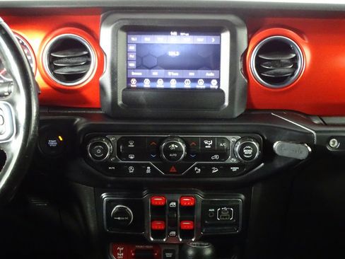 Used 2020 Jeep Wrangler Unlimited Rubicon w/ Steel Bumper Group AWD/4WD image 28