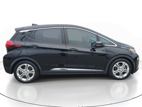 Used 2017 Chevrolet Bolt LT FWD image 8